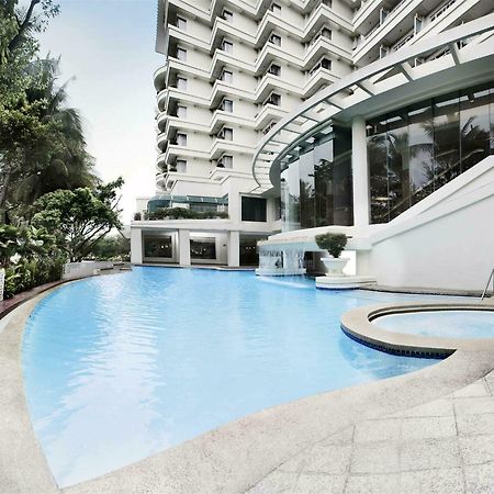 Dorsett Grand Labuan Hotel Buitenkant foto