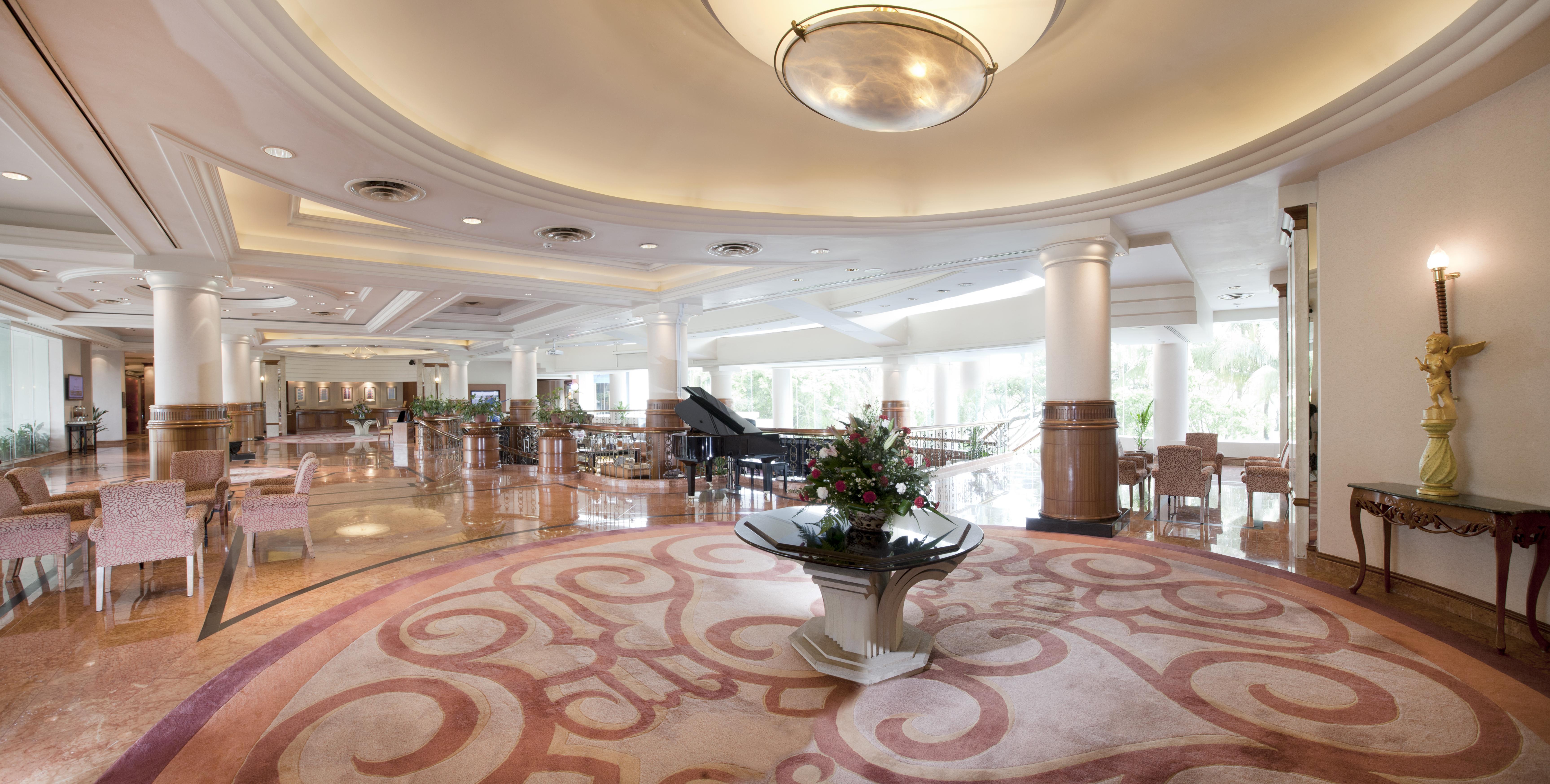 Dorsett Grand Labuan Hotel Buitenkant foto