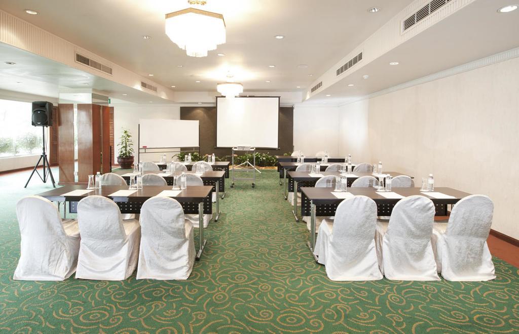 Dorsett Grand Labuan Hotel Buitenkant foto