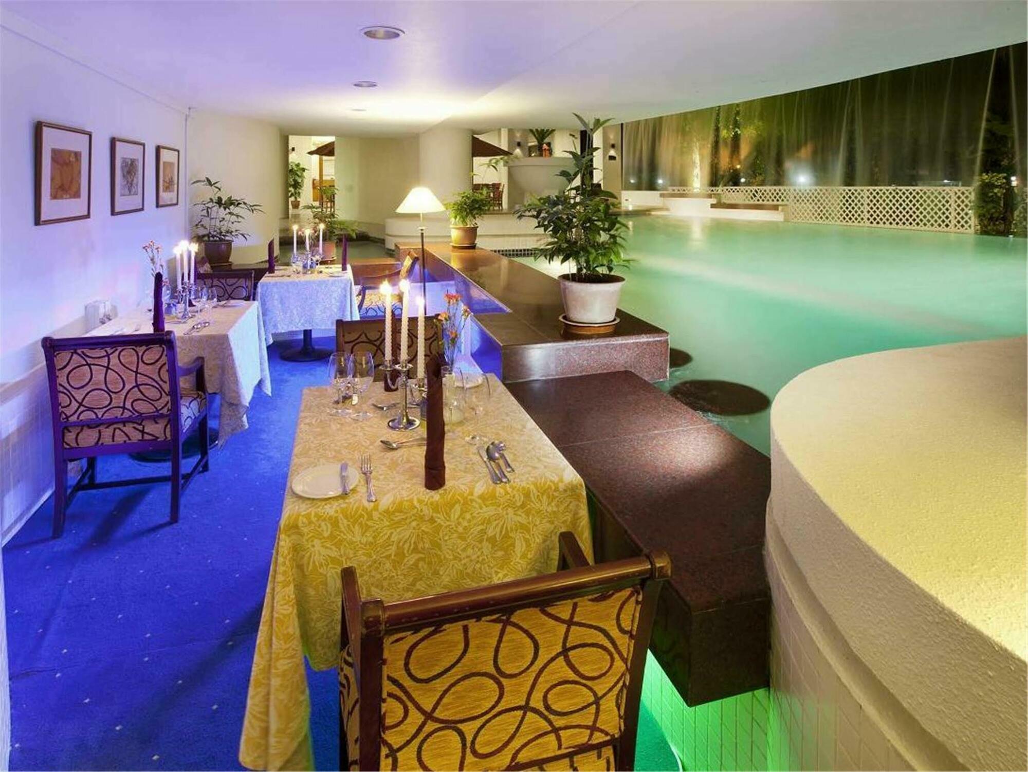 Dorsett Grand Labuan Hotel Buitenkant foto